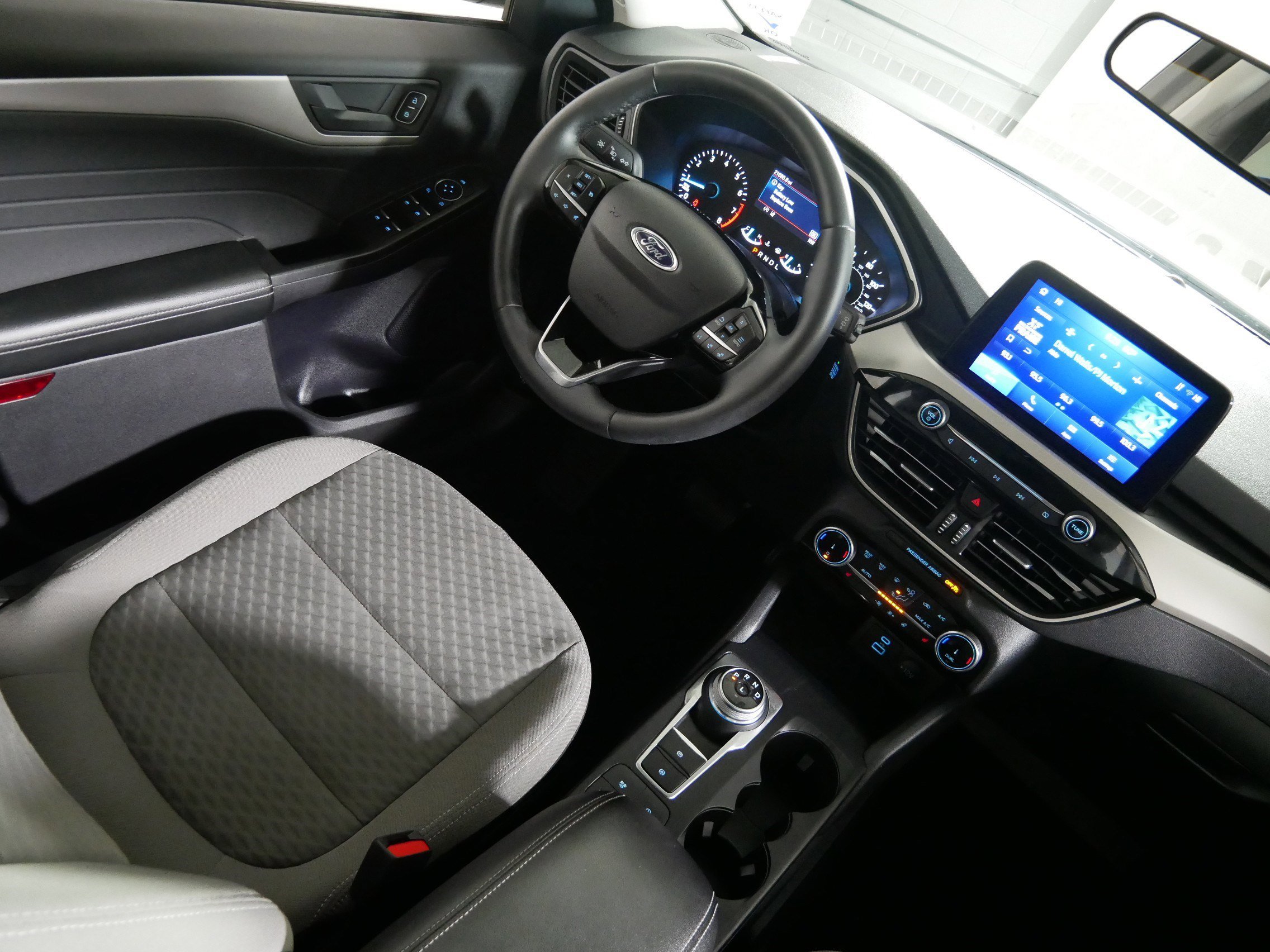 2022 Ford Escape SE - Photo 9