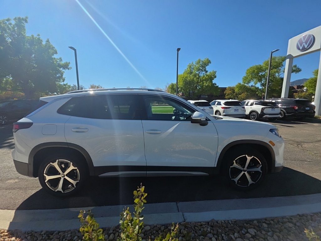 Certified Used 2026  Volkswagen SE image 7