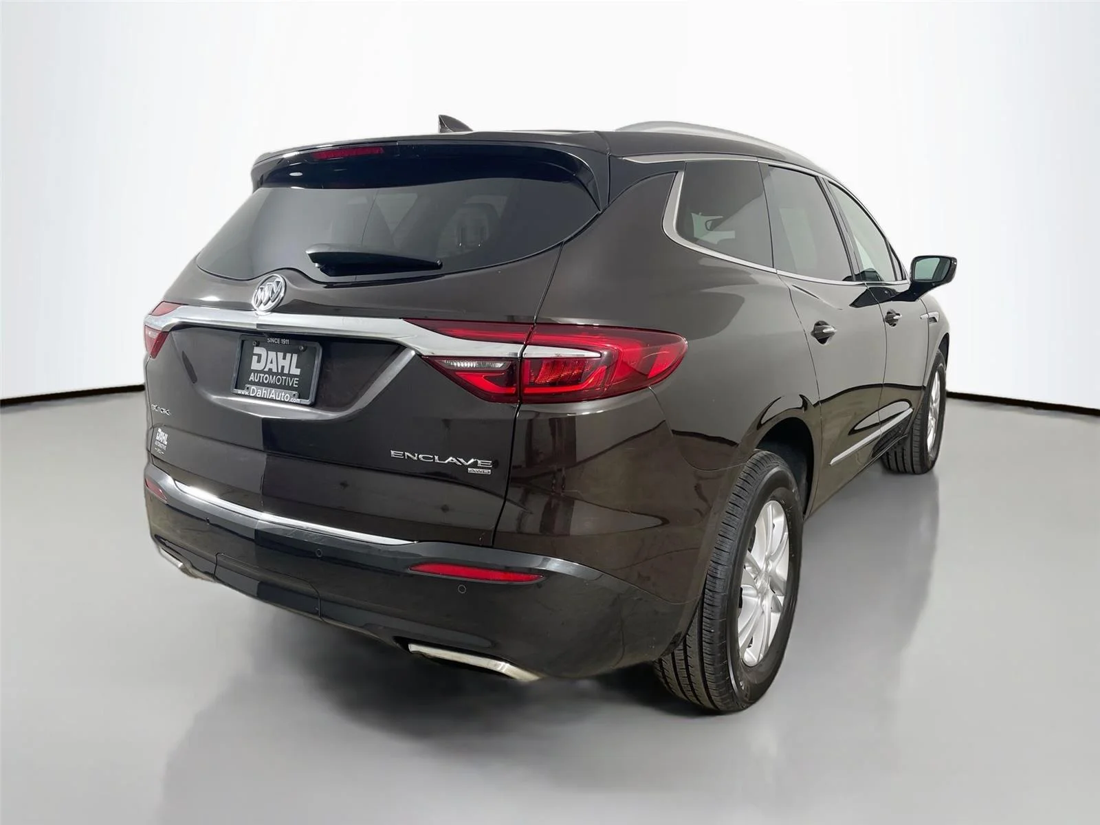 Used 2018 Havana Metallic Buick Essence image 13