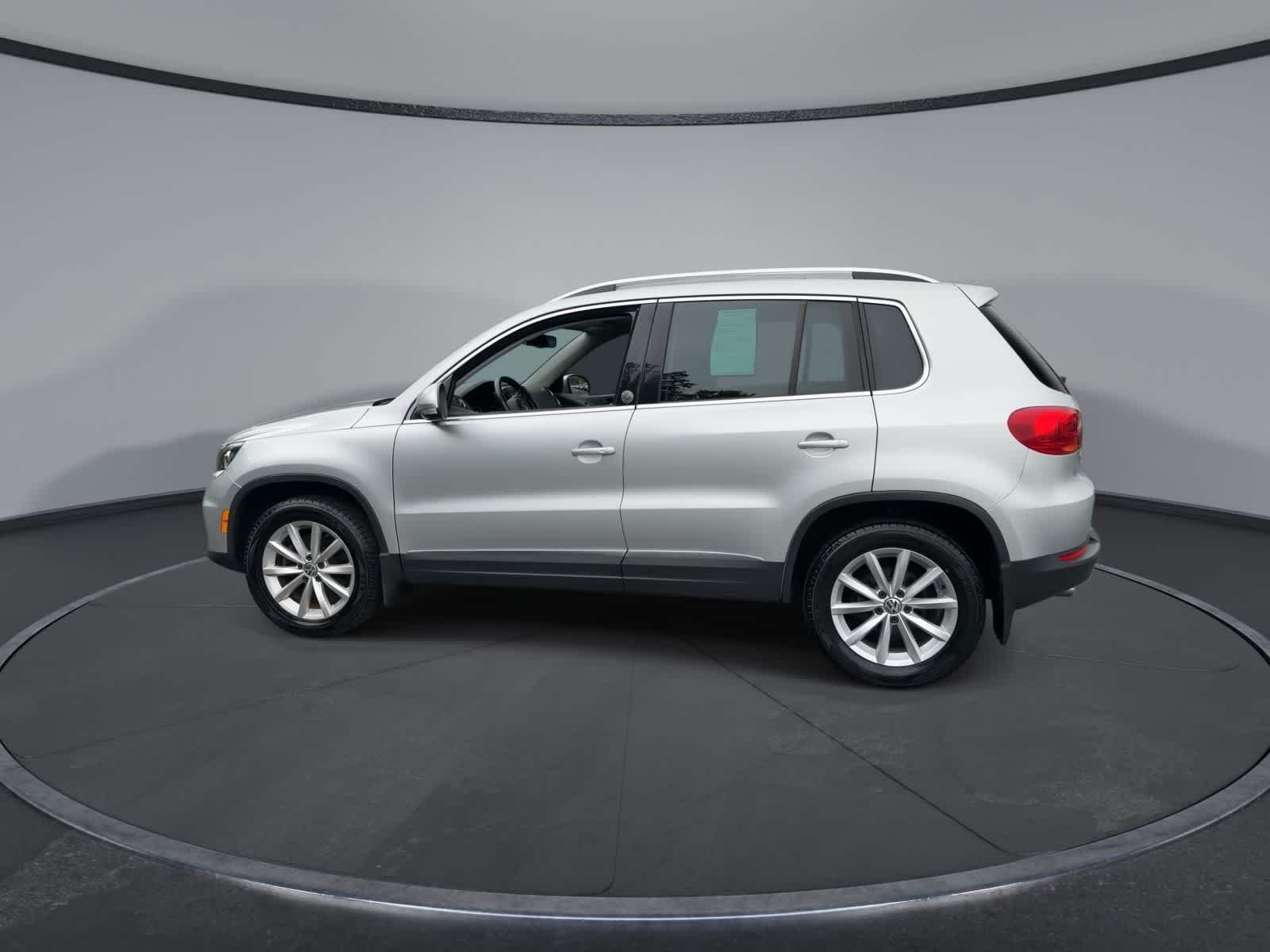 Used 2017 Silver Volkswagen Wolfsburg Edition image 5