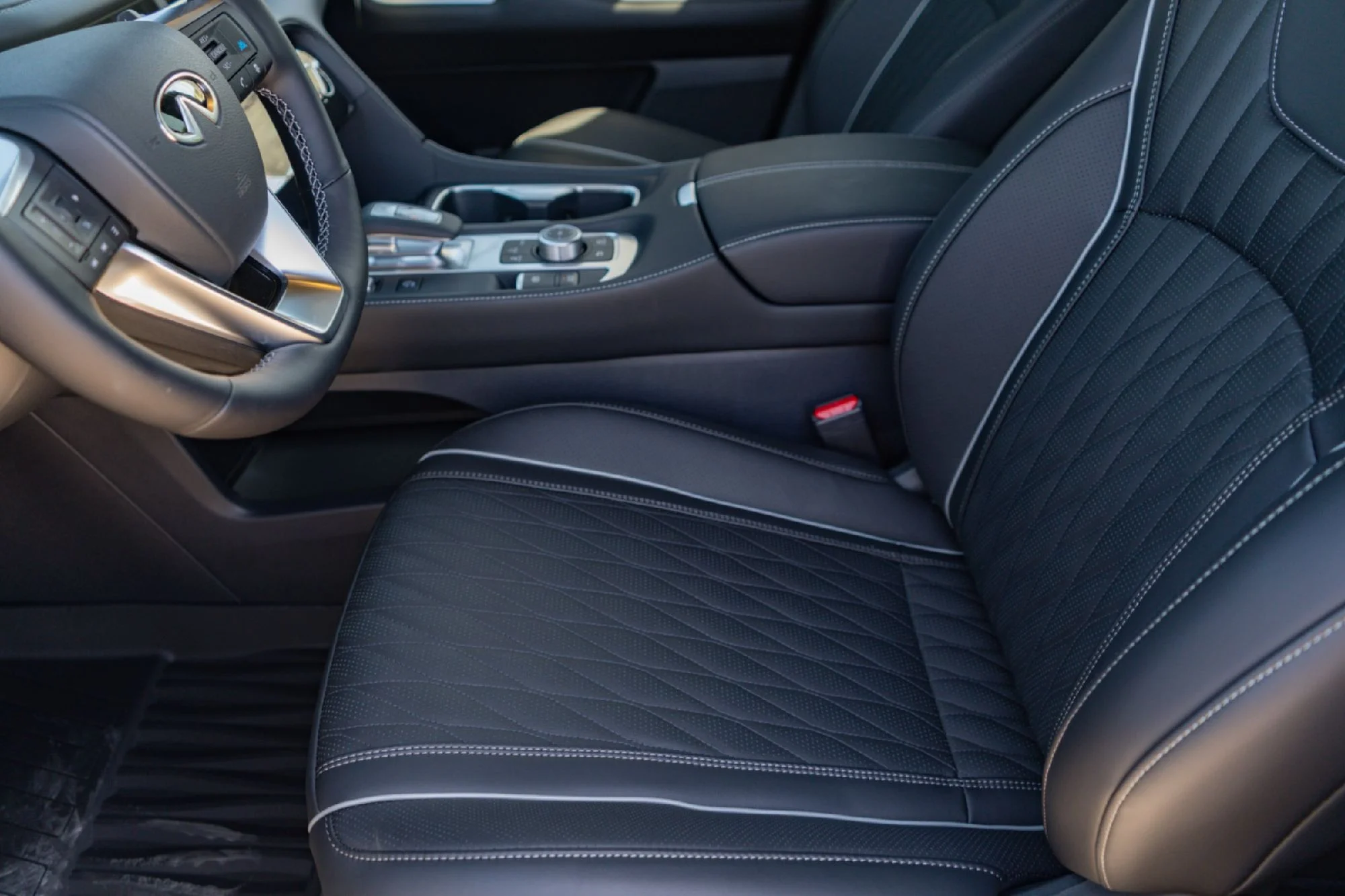 New 2027 MINERAL BLACK INFINITI Autograph AWD image 9