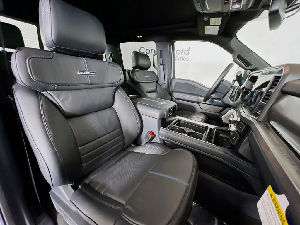 New 2026 Glacier Gray Metallic Tri-Coat Ford Platinum image 17
