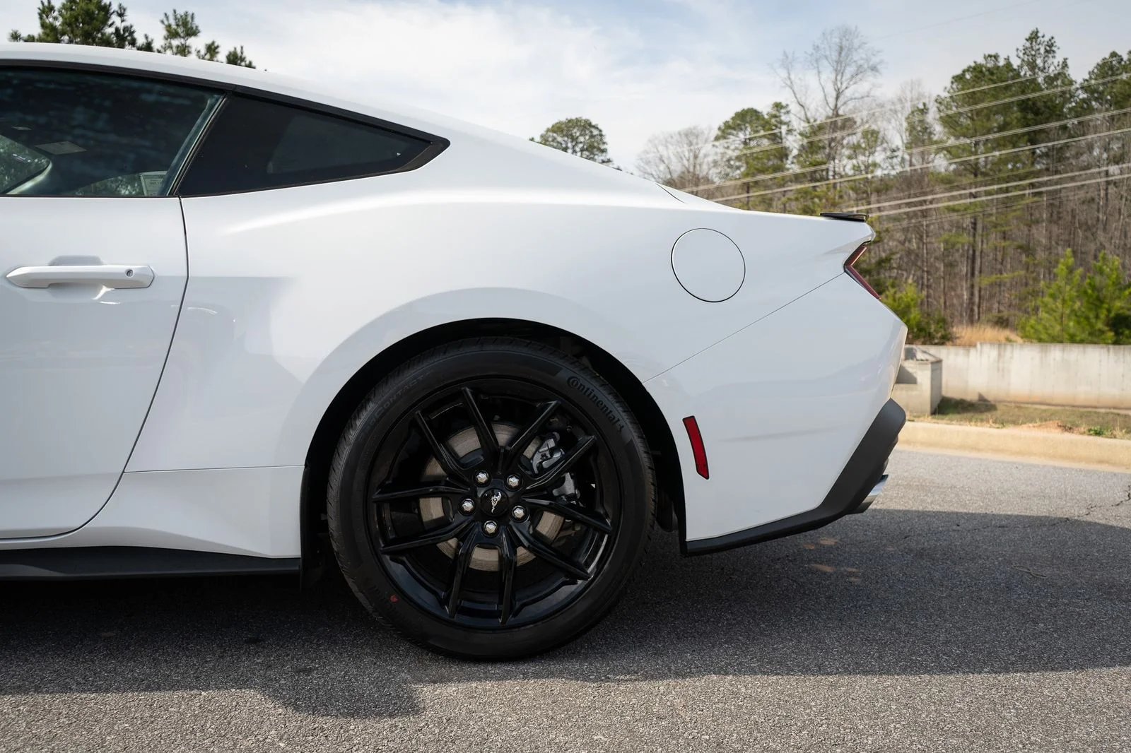 New 2026 Oxford White Ford EcoBoost® Fastback image 6