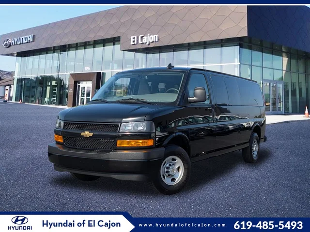 2025 Chevrolet Express 3500 LS