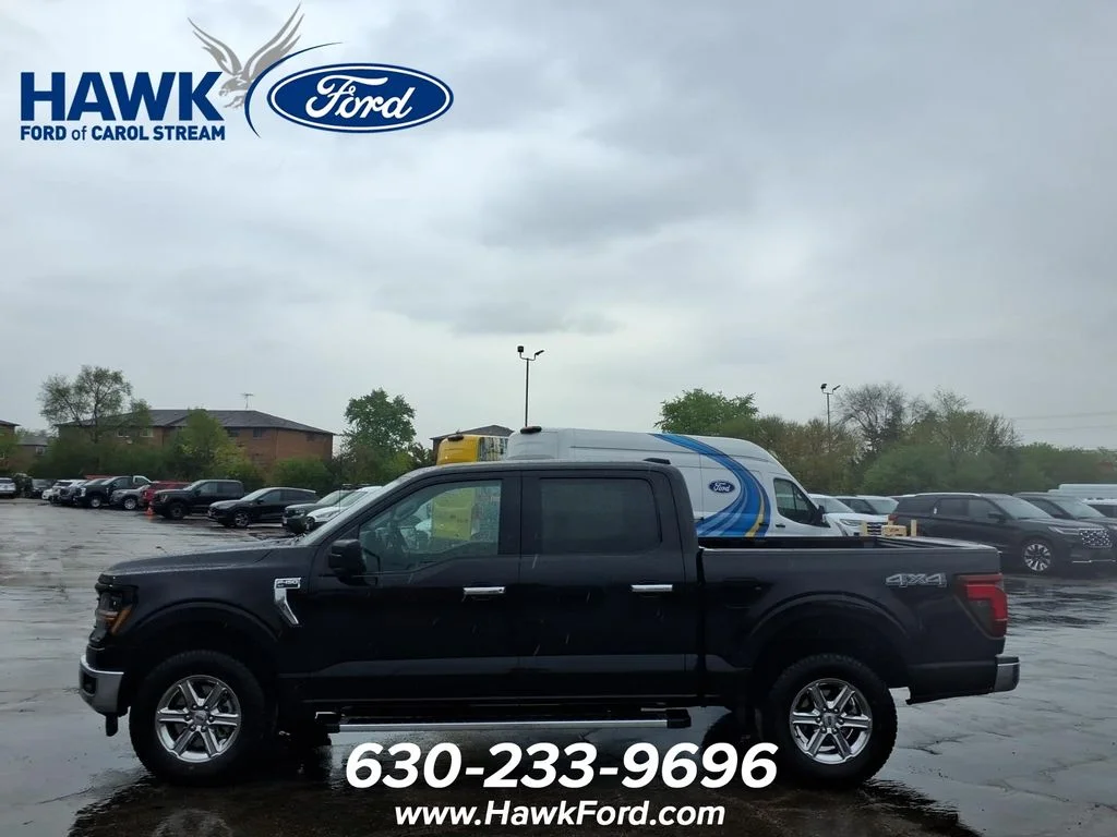 Used 2025 Black Ford XLT image 4