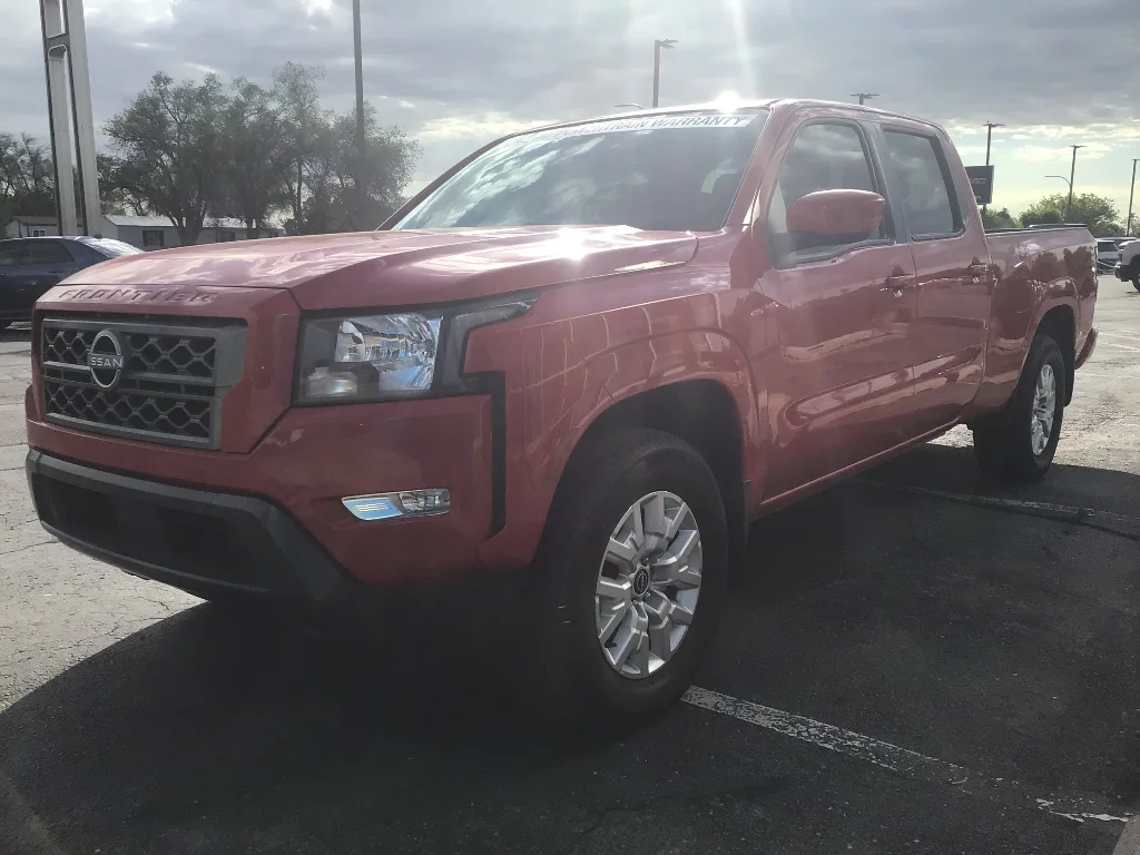 Used 2023 Red Alert Nissan SV image 3