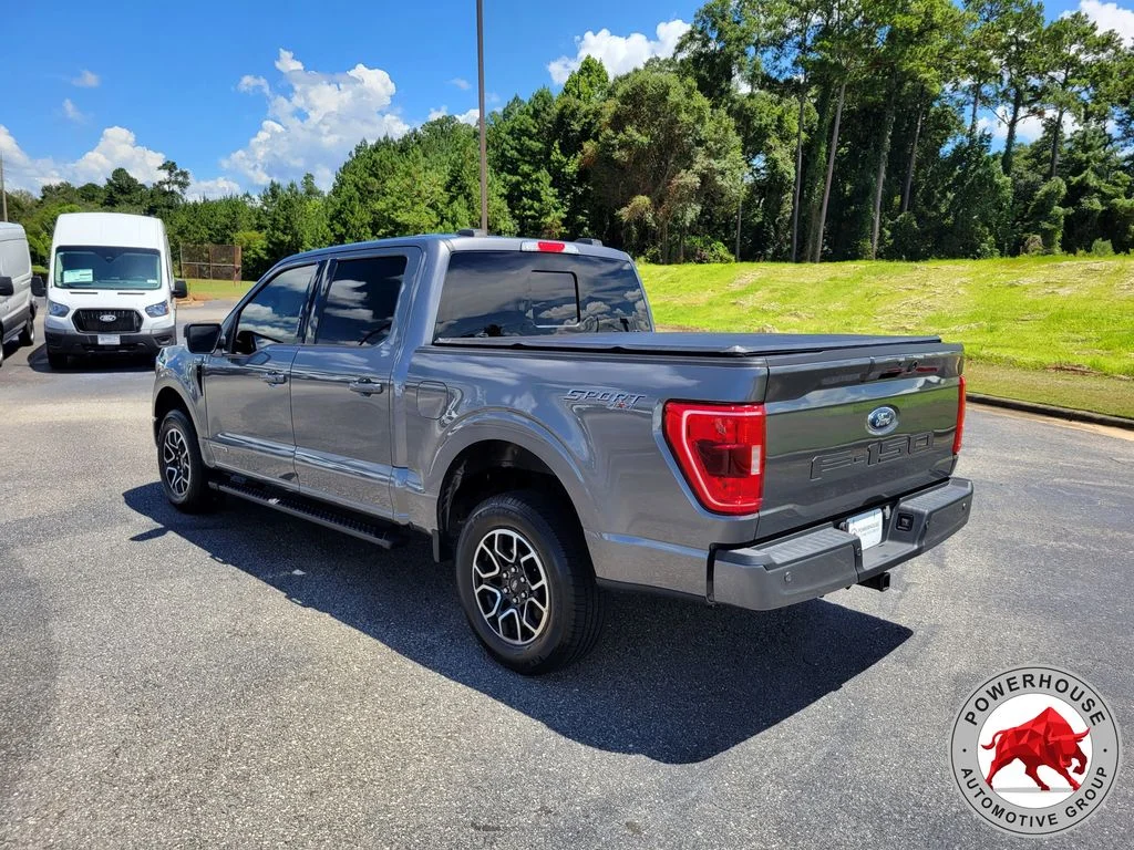 Used 2023 Gray Ford XLT image 3