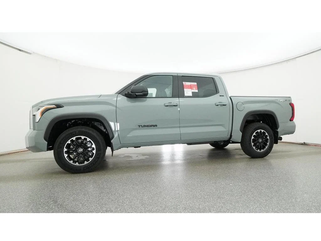 New 2026 Lunar Rock Toyota SR5 image 18