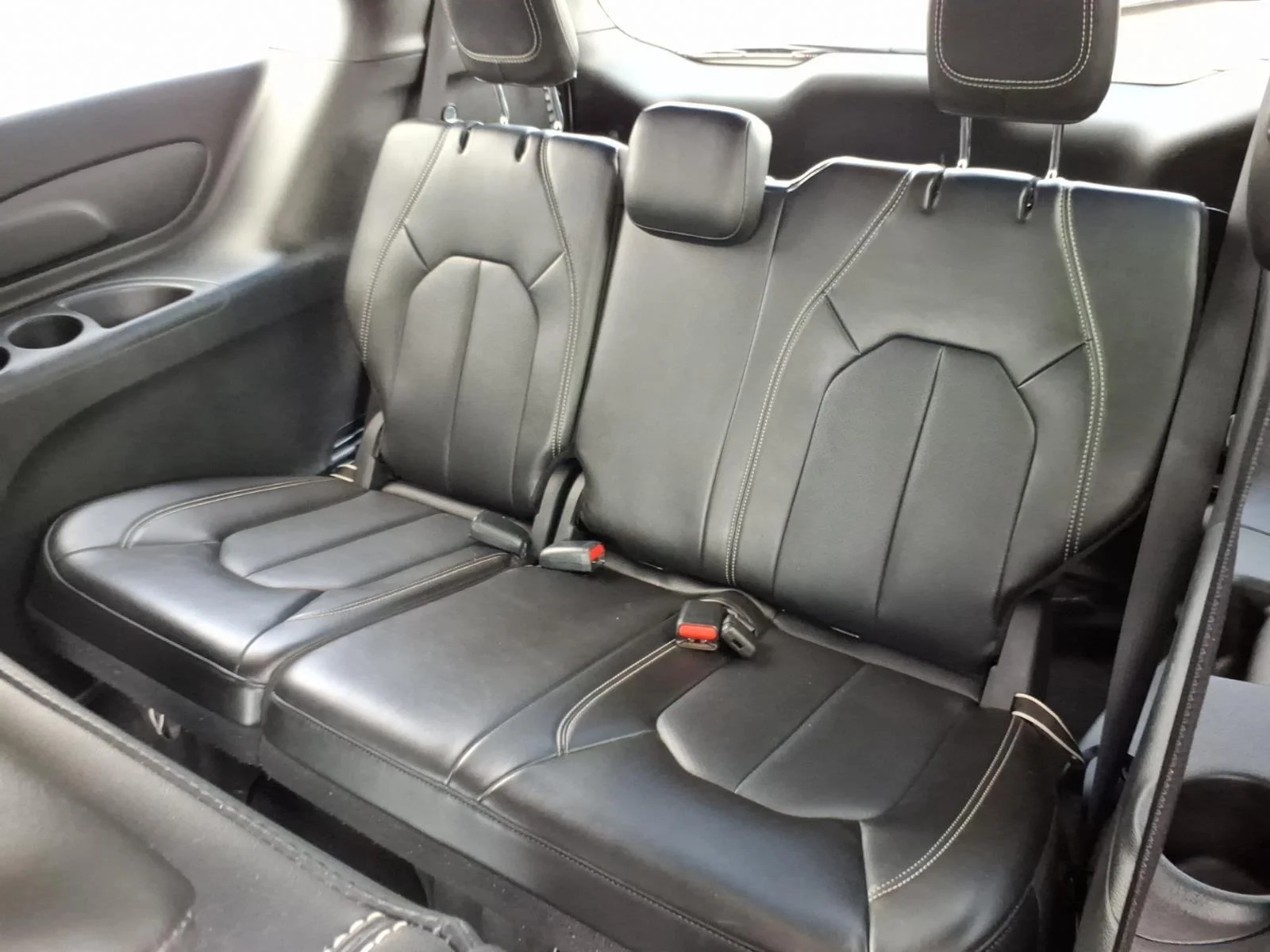 Used 2024 Bright White Clearcoat Chrysler Hybrid S Appearance Pkg image 20