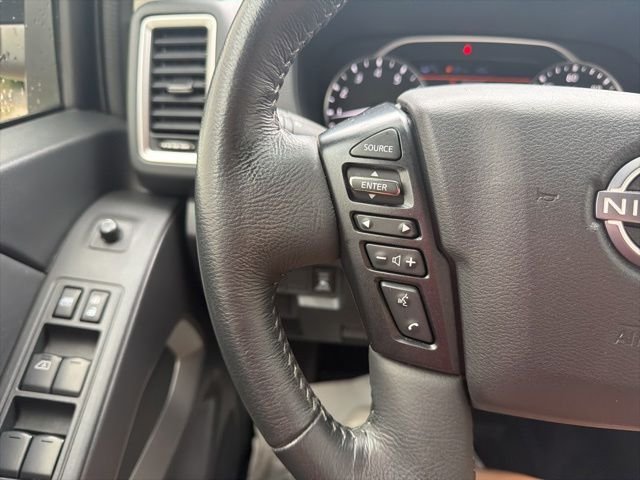 Used 2022 Red Nissan SV image 35