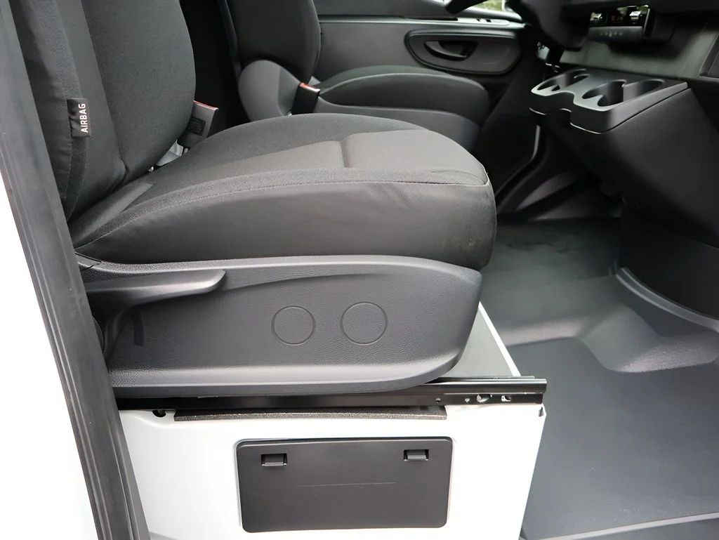 New 2026 Arctic White Mercedes-Benz Cargo 144 WB image 10