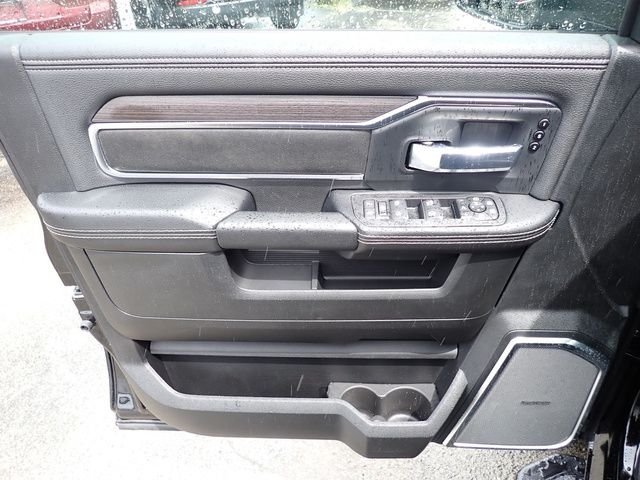 New 2026 Diamond Black Crystal Pearl-Coat Exterior Paint RAM Laramie image 15