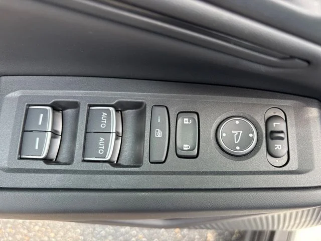 Certified Used 2023  Honda EX image 15