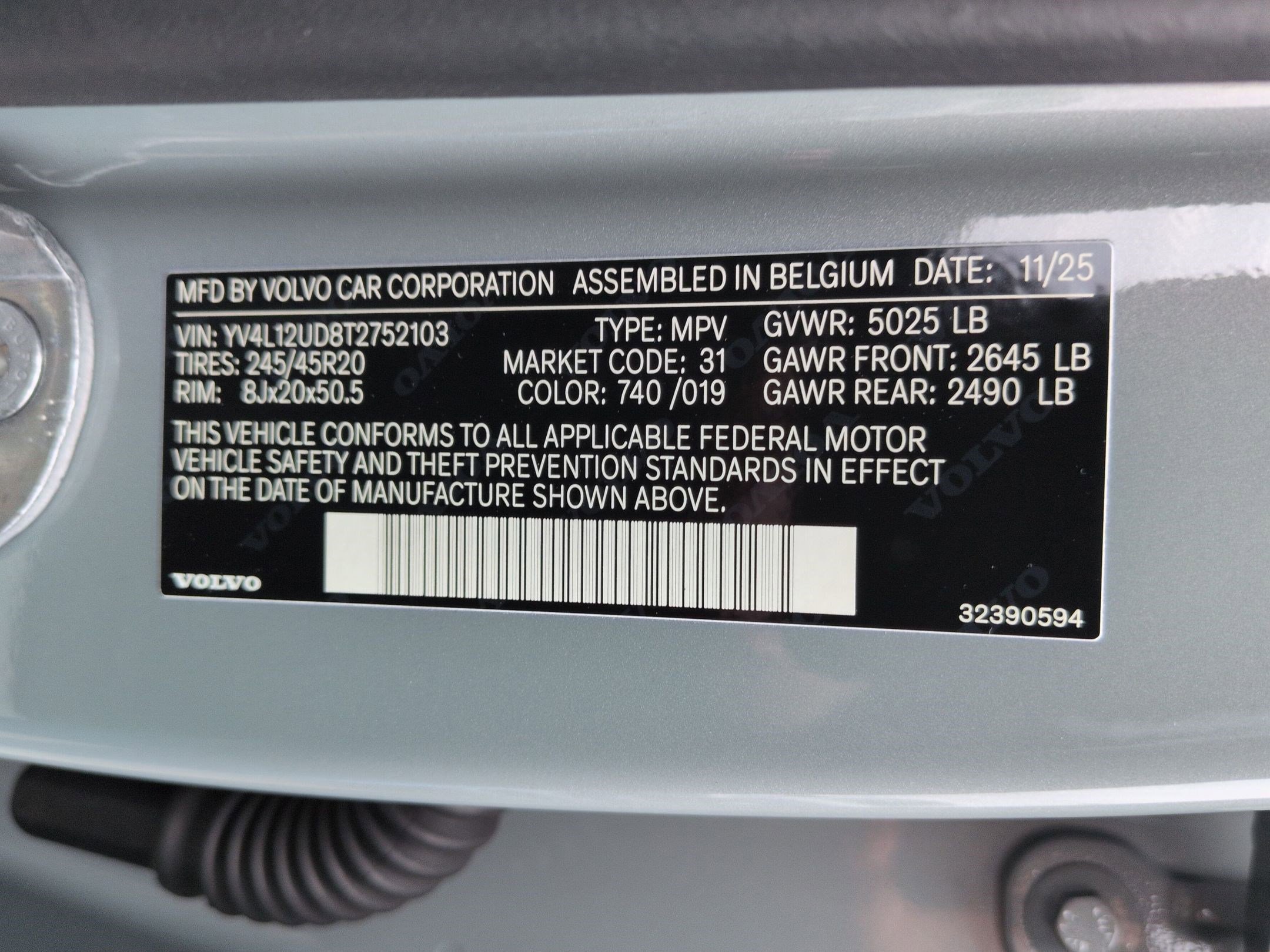 New 2026 Vapour Grey Volvo Ultra Black Edition image 17