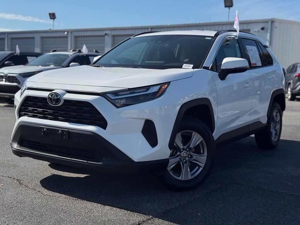 Used 2024 White Toyota XLE image 6