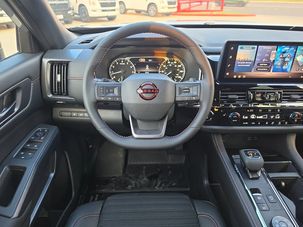 New 2026 Boulder Gray Pearl / Super Black Two-tone Nissan Rock Creek® image 12