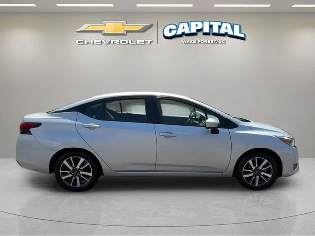 Used 2025  Nissan SV image 6