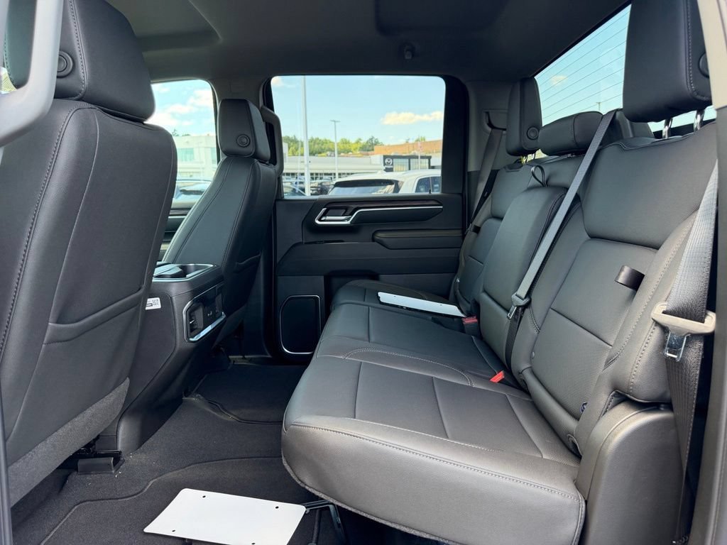 2026 GMC Sierra 2500HD SLT - Photo 7