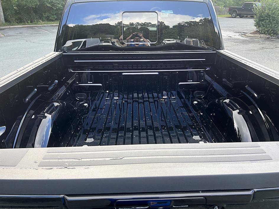 New 2026 Agate Black Metallic Ford Lariat® image 23