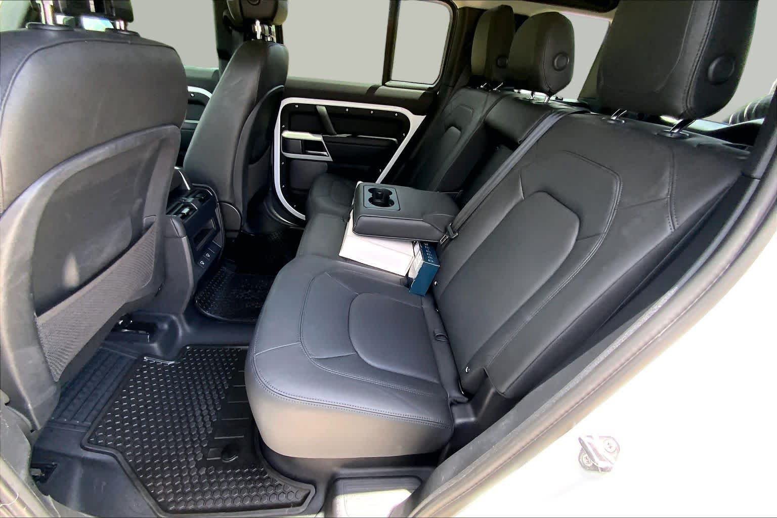Used 2024 Fuji White Land Rover S image 20