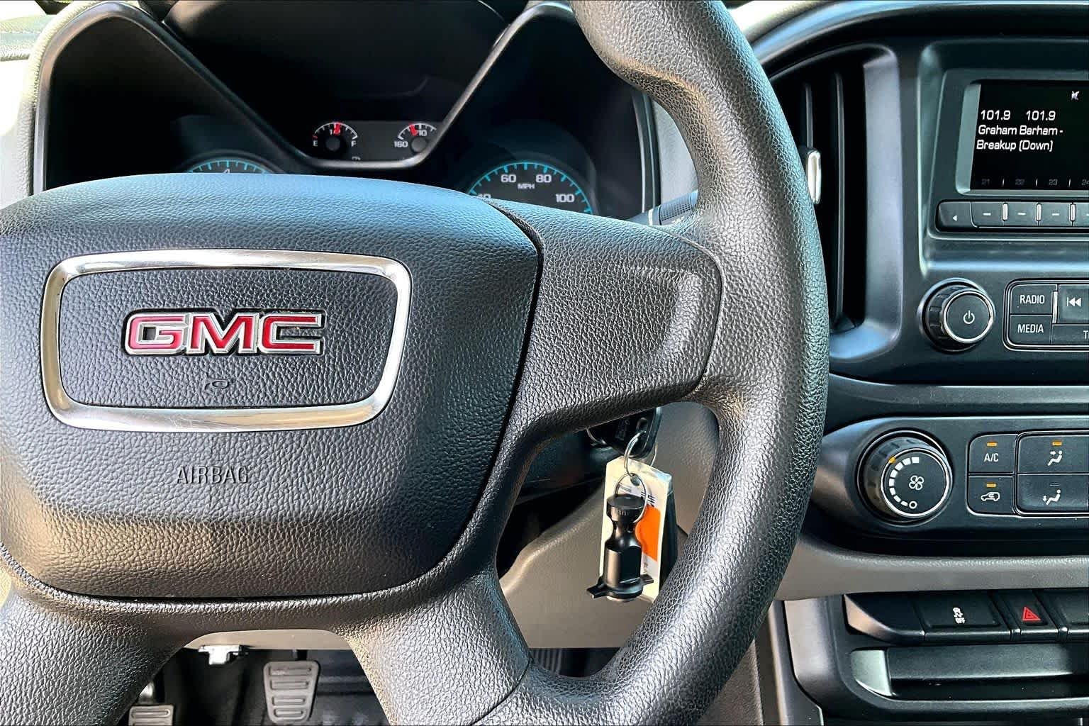 Used 2017 Onyx Black GMC 2WD SL image 25