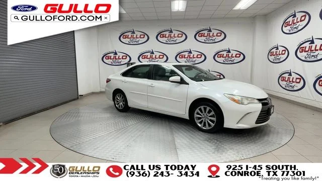 Used 2017 Toyota Camry XLE with VIN 4T1BF1FK7HU672692 for sale in Conroe, TX