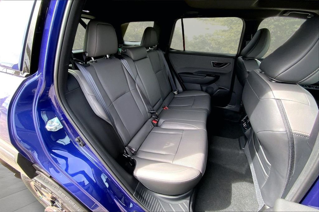 New 2026 SAPPHIRE BLUE PEARL Subaru Limited image 10