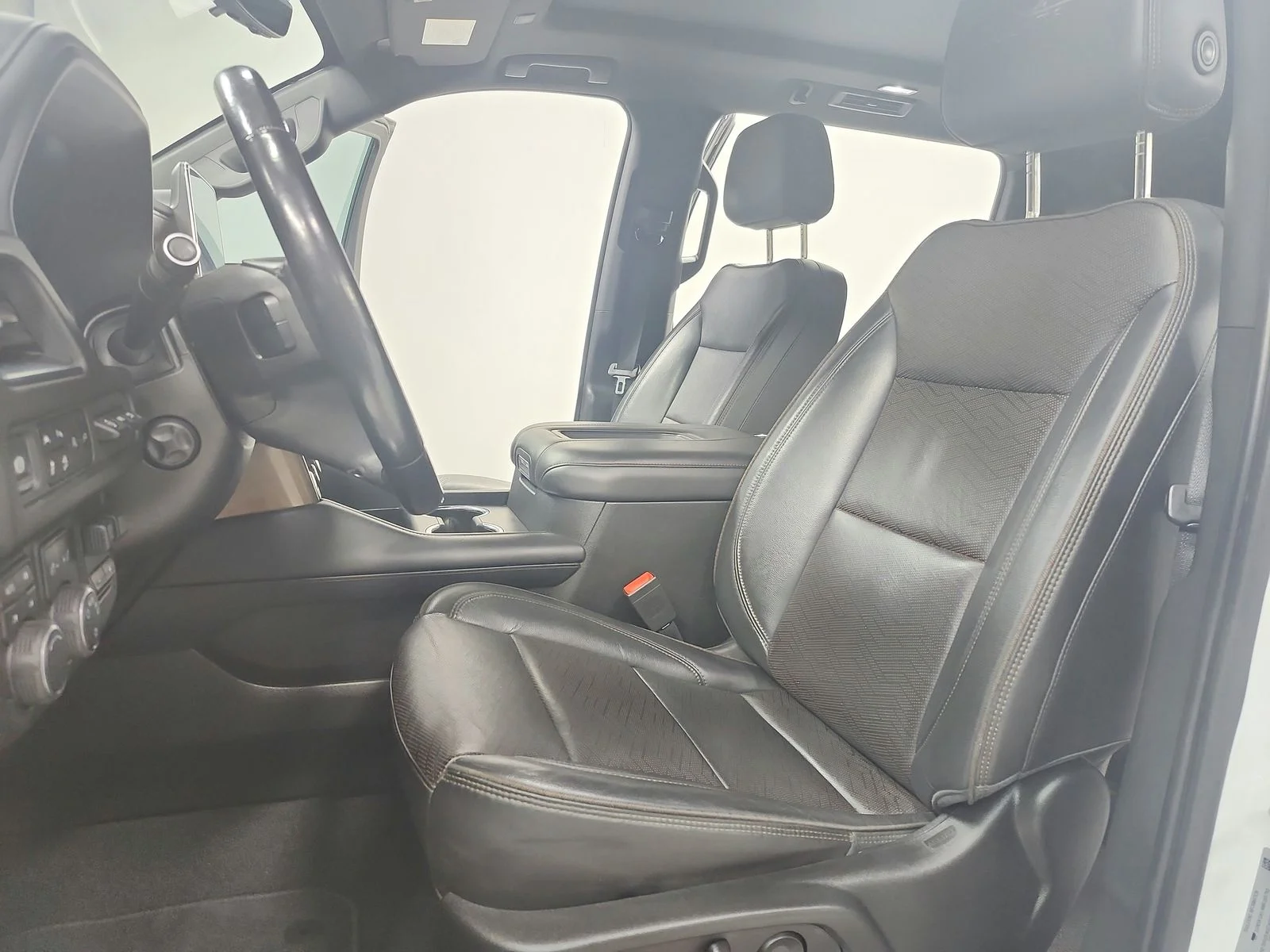Used 2021 Summit White Chevrolet High Country image 19