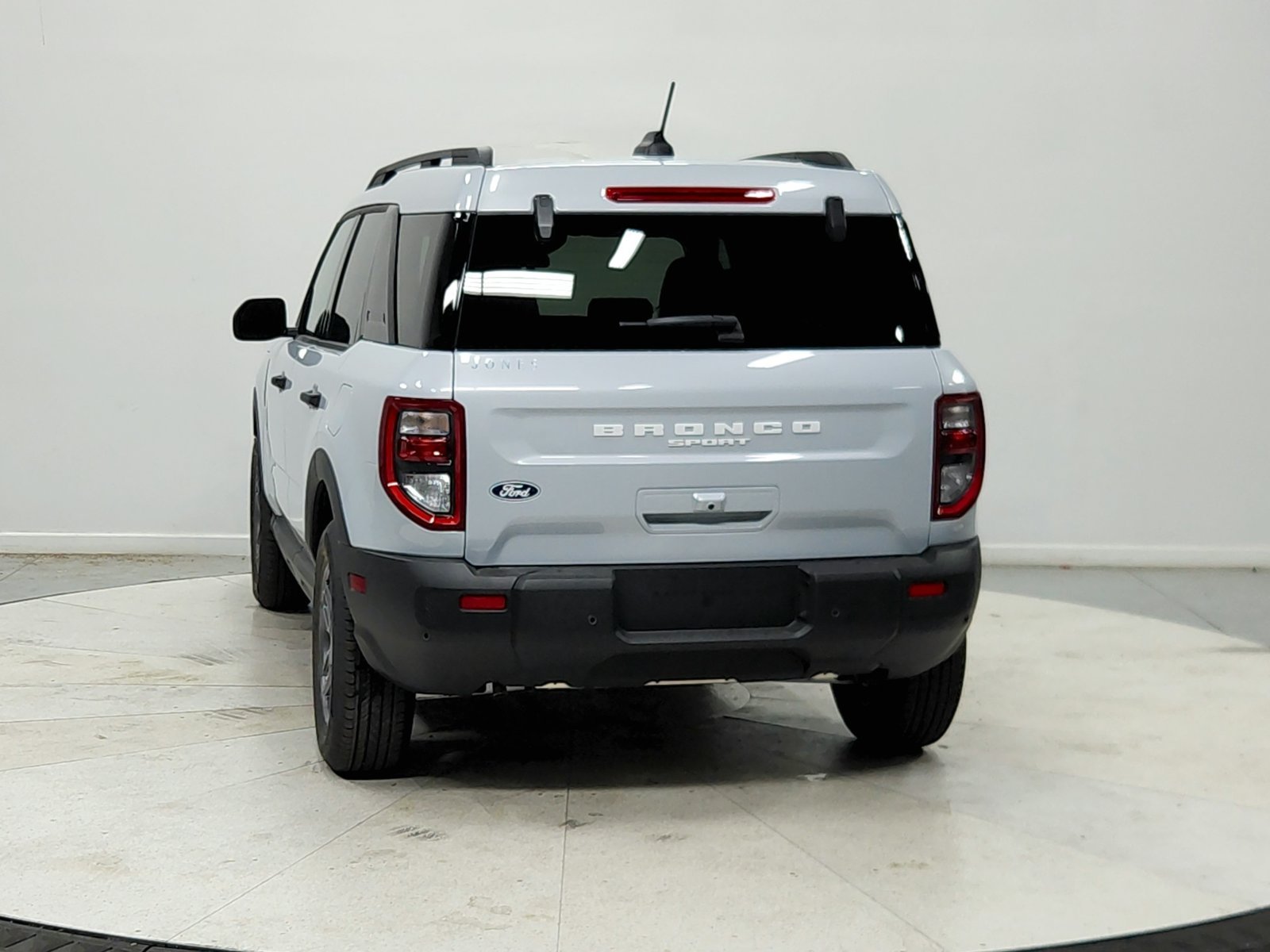 New 2026 Space White Metallic Ford Big Bend® image 7