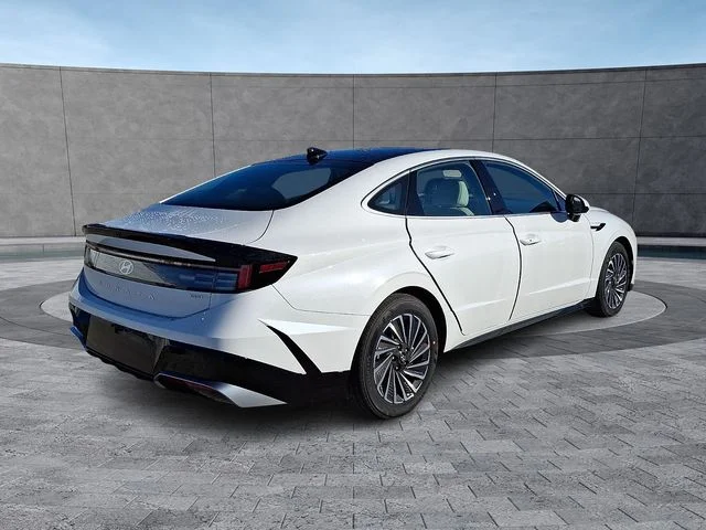 New 2026 White Hyundai SEL image 7