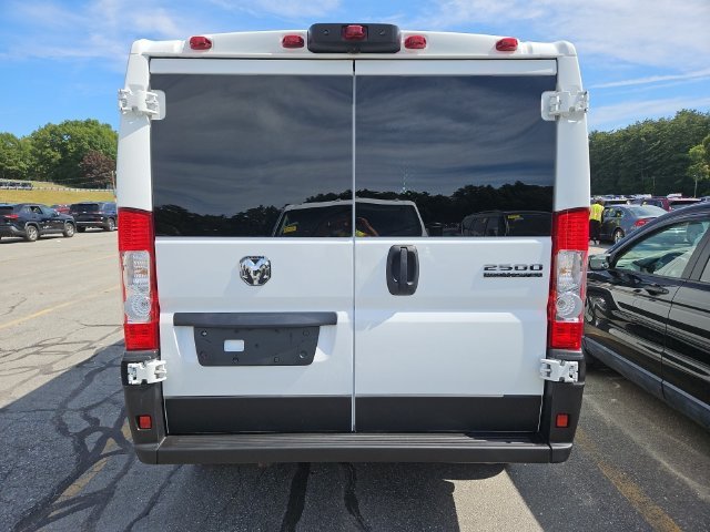 Used 2025 White Ram Base image 2