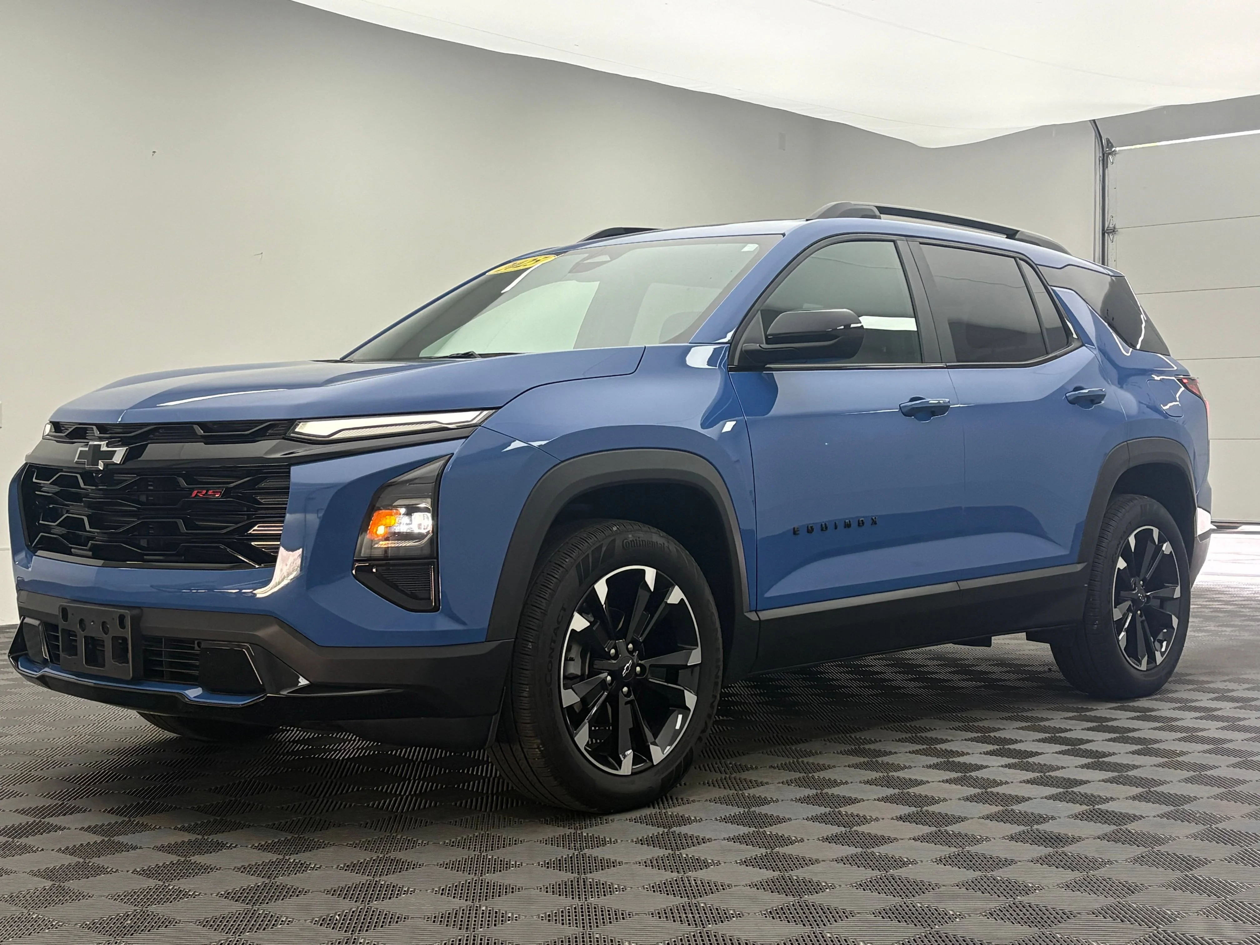 Used 2025 Reef Blue Metallic Chevrolet RS image 2