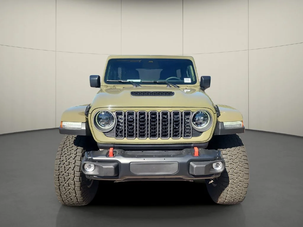 Used 2026 Green Jeep Rubicon image 2