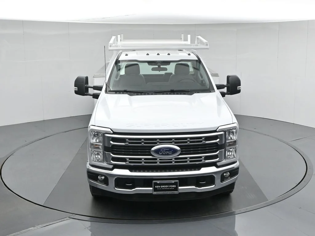 New 2026 White Ford XL image 38