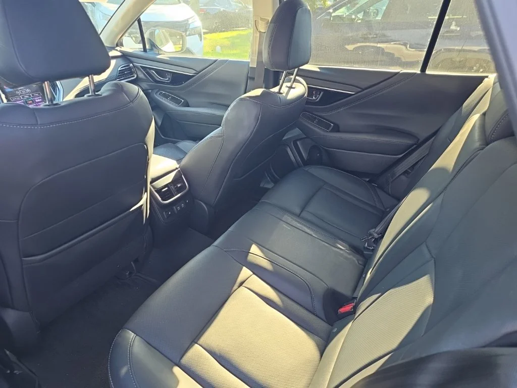 Used 2022 White Subaru Limited image 5