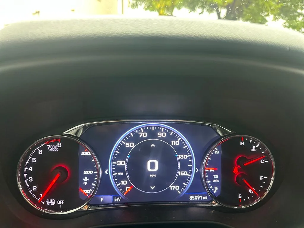 Used 2022 Black GMC AT4 image 11