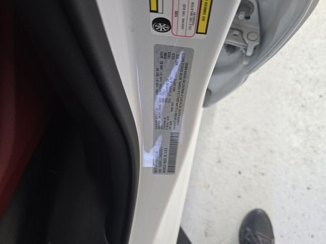 Used 2022 White Ram Rebel image 19