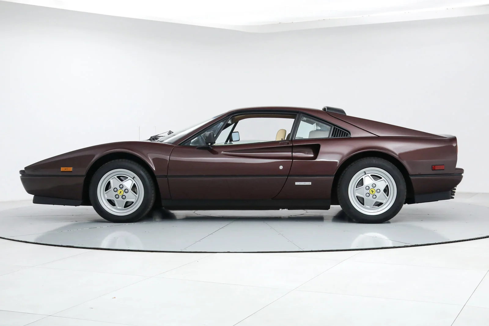 Used 1989 Prugna Ferrari  image 3