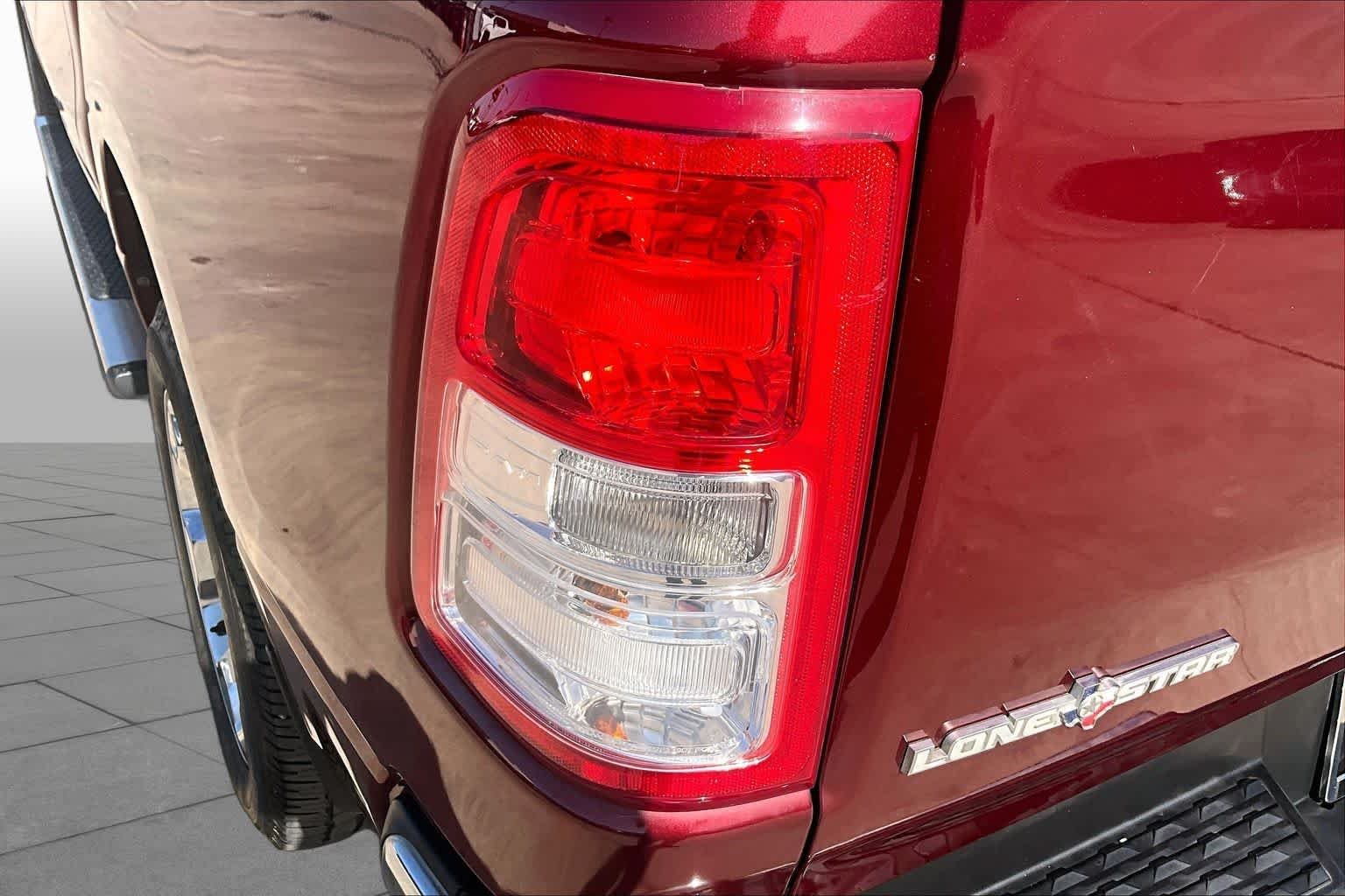 Used 2022 Delmonico Red Pearlcoat Ram Lone Star image 29
