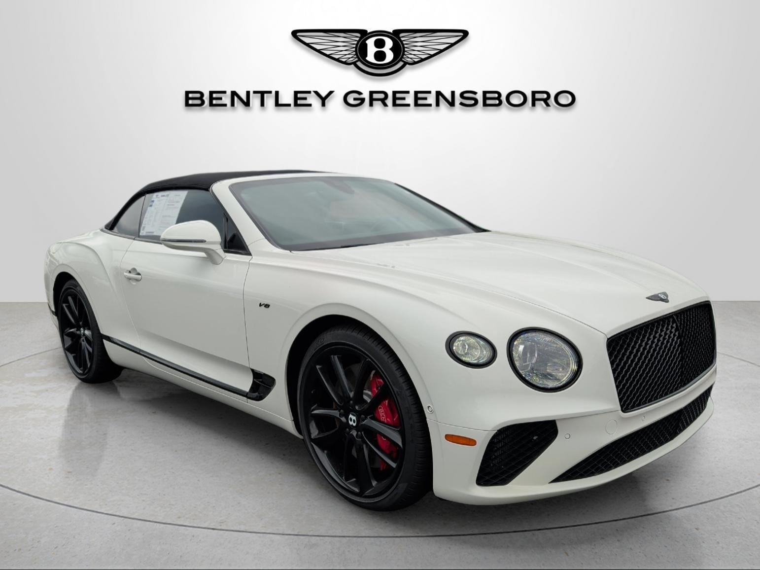 Used 2021 Ghost White Pearlescent by Mulliner Bentley GT V8 image 16
