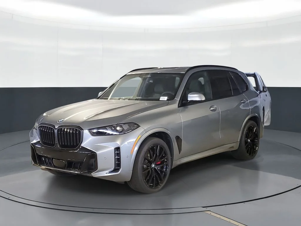 Used 2026 Gray BMW sDrive40i image 1