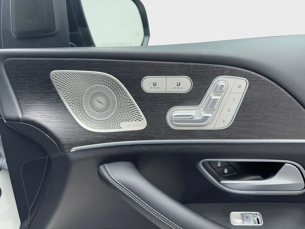 Used 2022 White Mercedes-Benz GLE 350 image 35