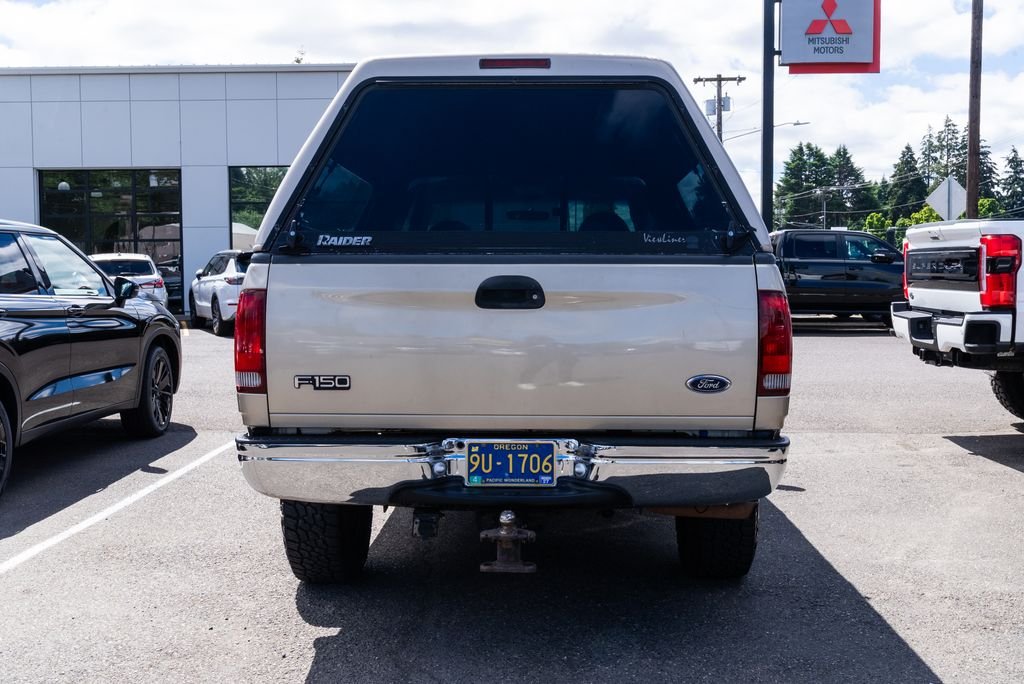 Used 2000 Harvest Gold Clearcoat Metallic Ford Lariat image 5