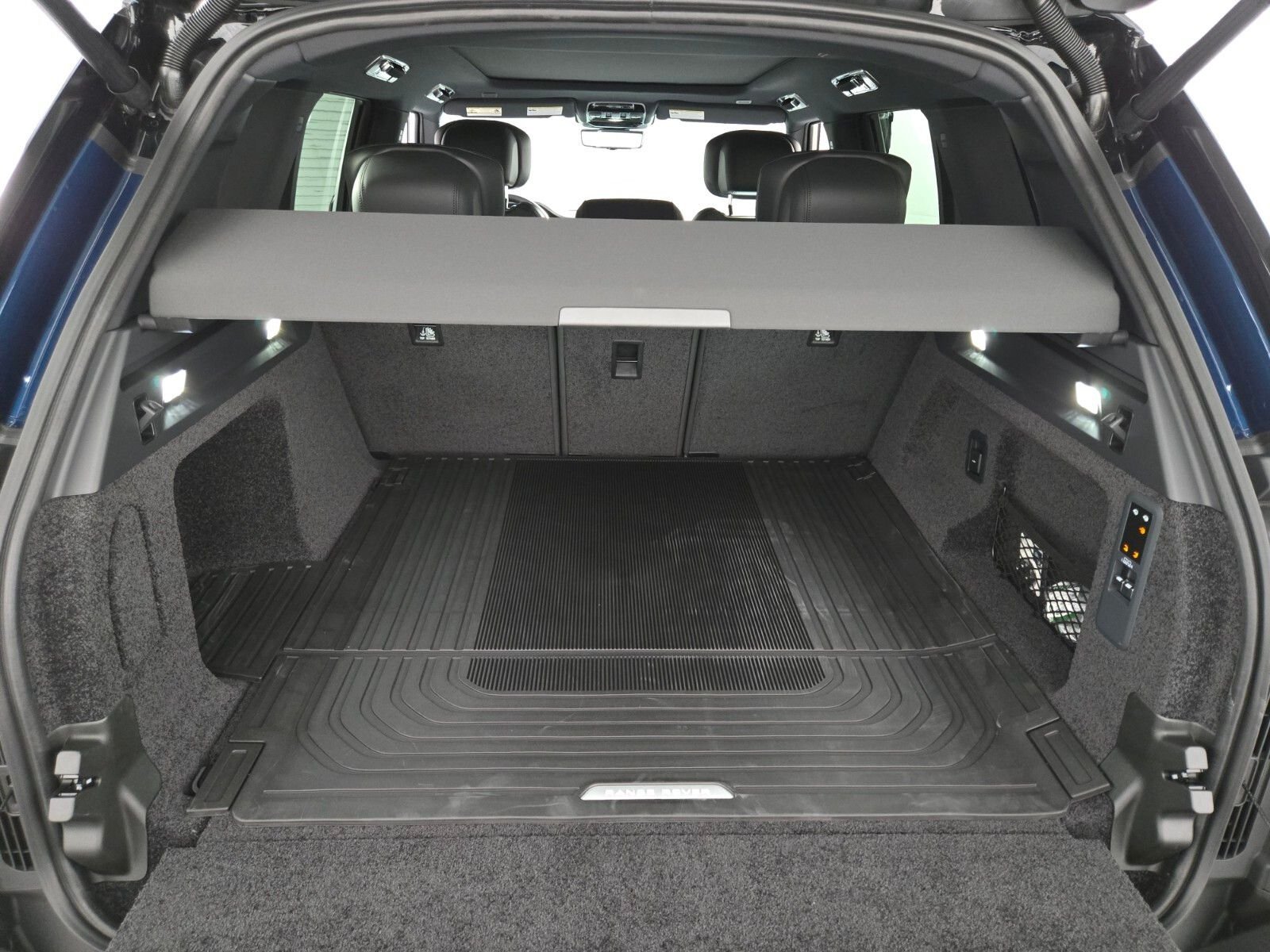 New 2027 Petrolix Blue Land Rover Autobiography image 17