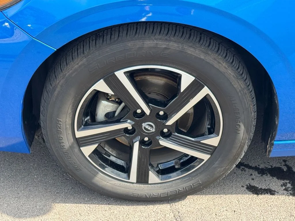 Used 2024 Blue Nissan SV image 15