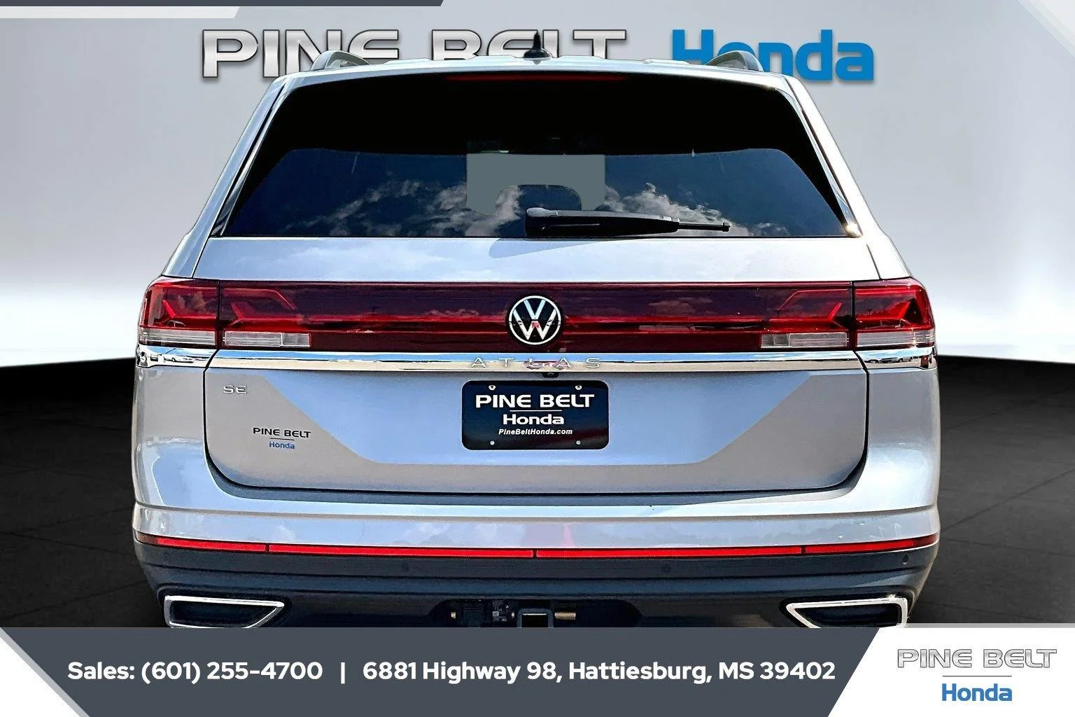 Used 2024 Silver Mist Metallic Volkswagen 2.0T SE w/Technology image 4
