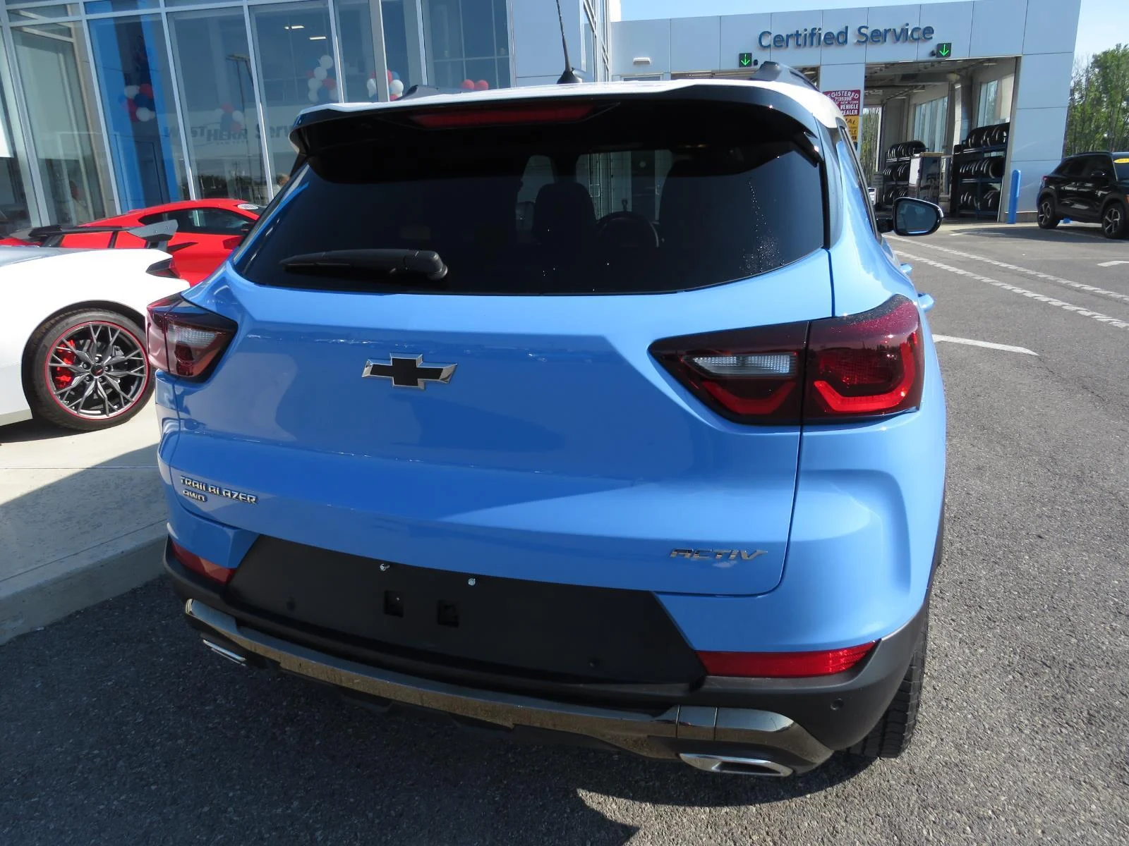 Used 2024 Fountain Blue Chevrolet ACTIV image 9