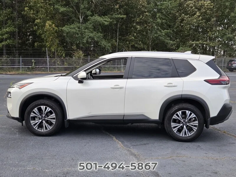 Used 2023 Pearl White NISSAN SV image 2