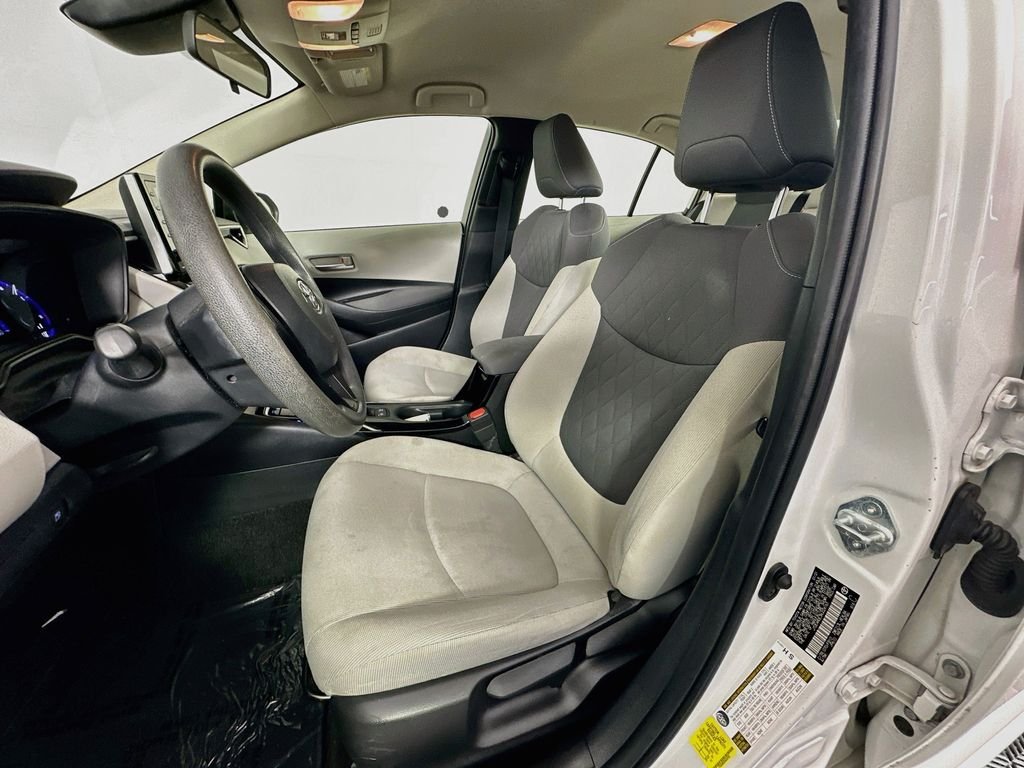 Used 2021 Blizzard Pearl Toyota LE image 21