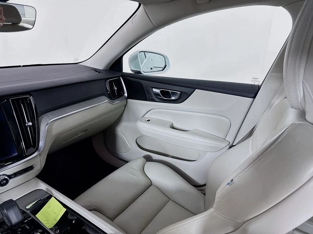 Used 2023 Crystal White Volvo Ultimate image 23